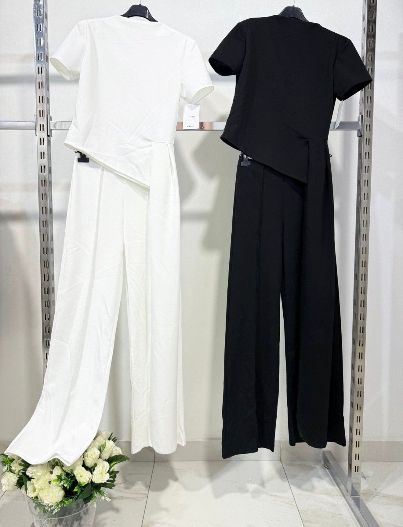 Camille | Minimal Chic