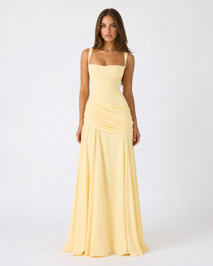 Enie | Vestido Maxi Elegante con Escote Cuadrado