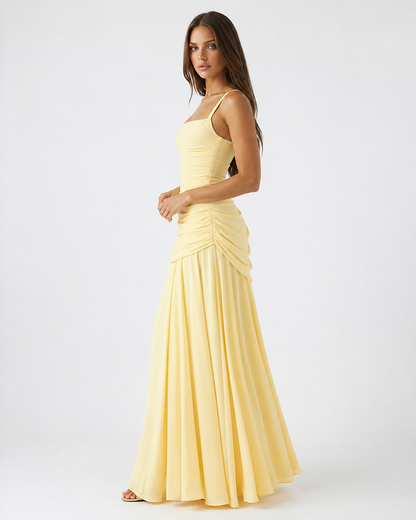 Enie | Vestido Maxi Elegante con Escote Cuadrado