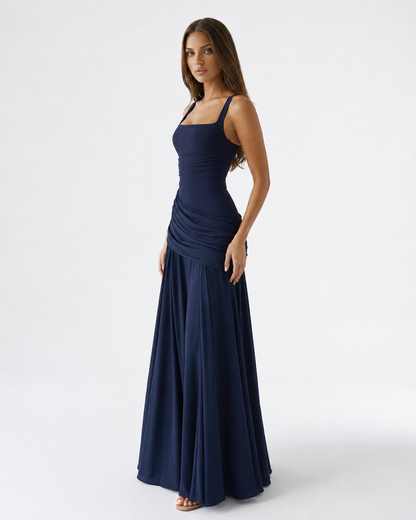 Enie | Vestido Maxi Elegante con Escote Cuadrado