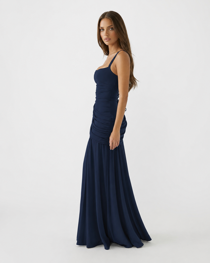Enie | Vestido Maxi Elegante con Escote Cuadrado